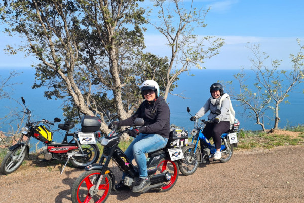Balade accompagnée en mobylette Vintage 2h ou 3h - Saint Raphaël