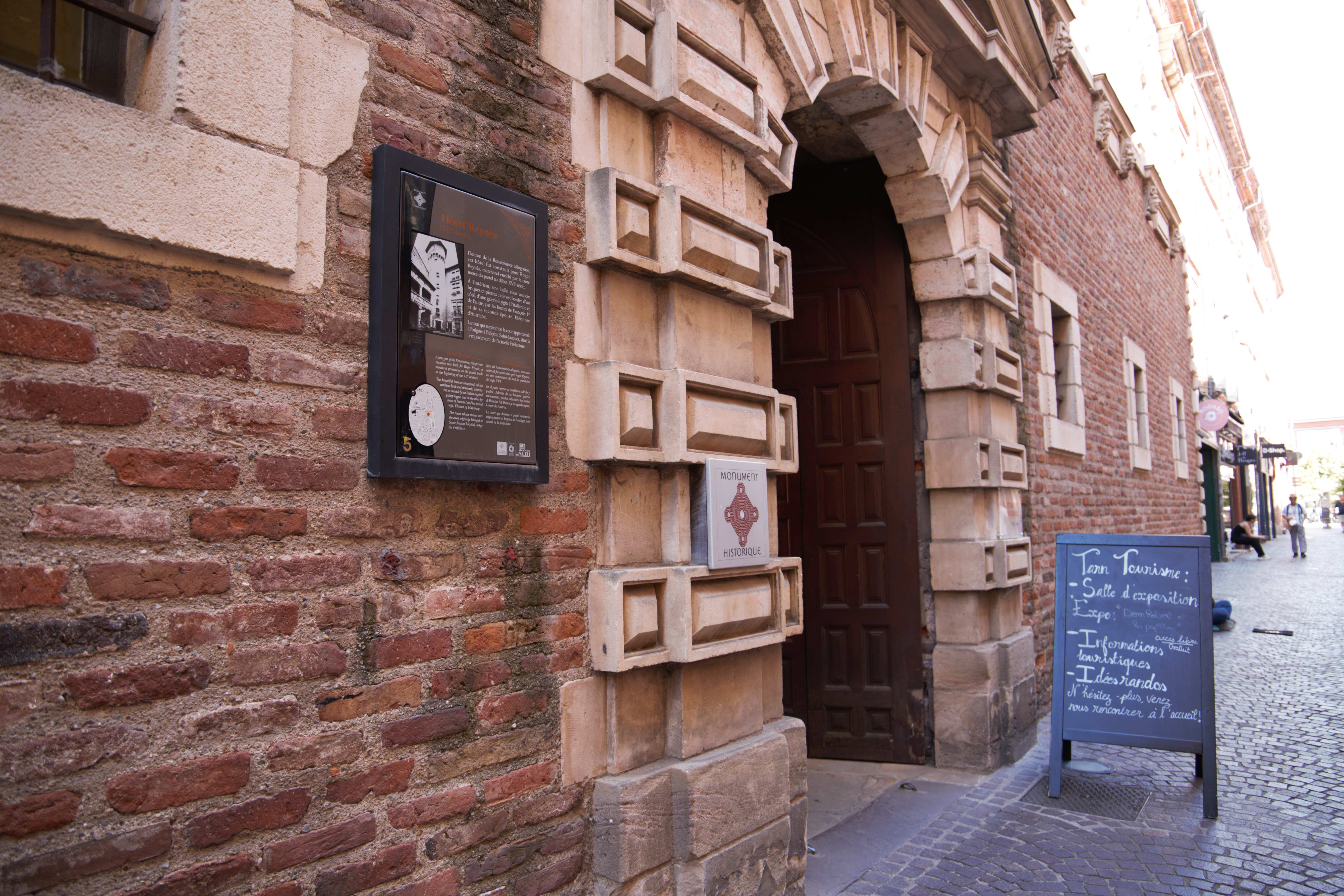 Plongez dans l'histoire de l'Hôtel Reynes, avec un historien local pour les journées du patrimoine