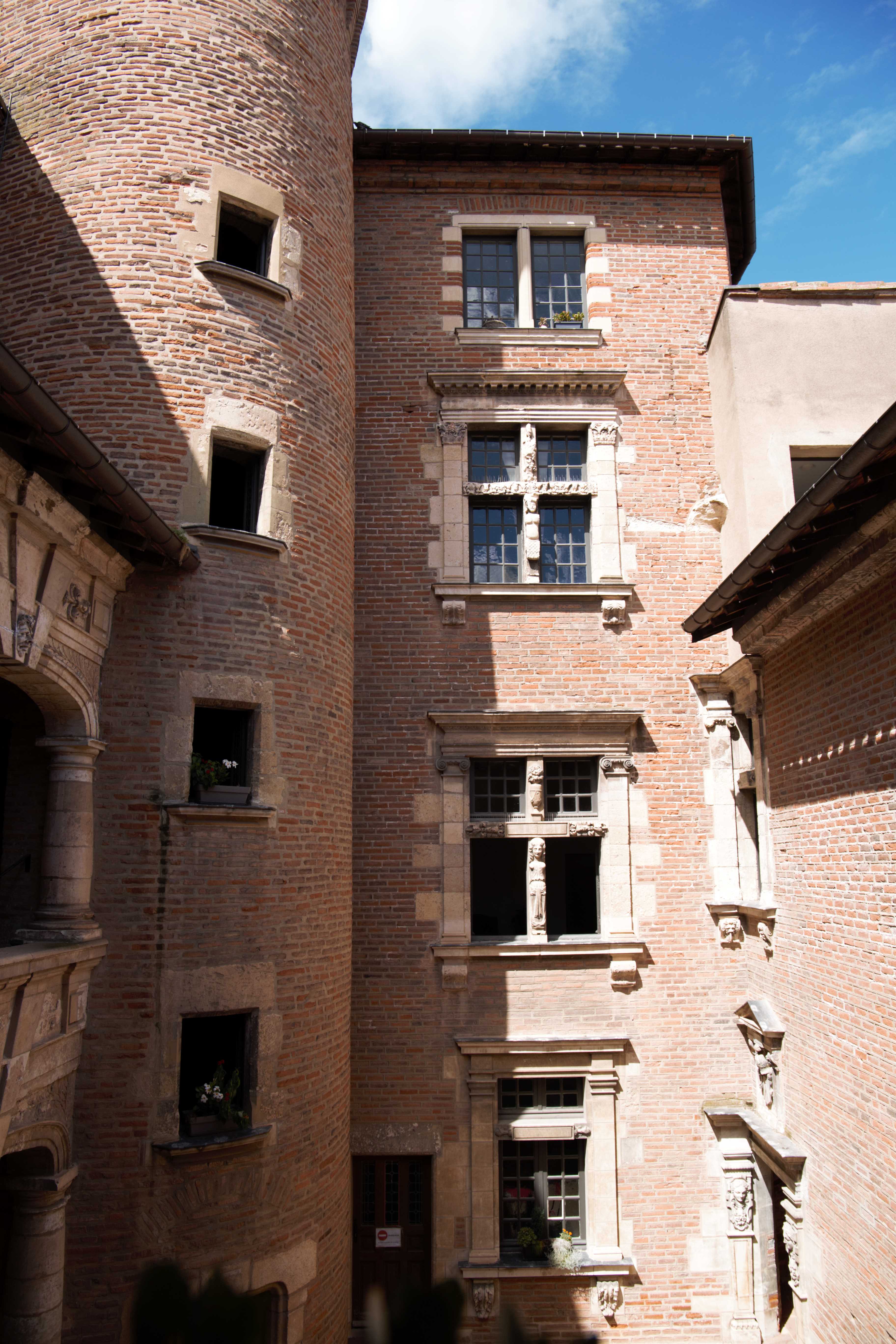 Plongez dans l'histoire de l'Hôtel Reynes, avec un historien local pour les journées du patrimoine