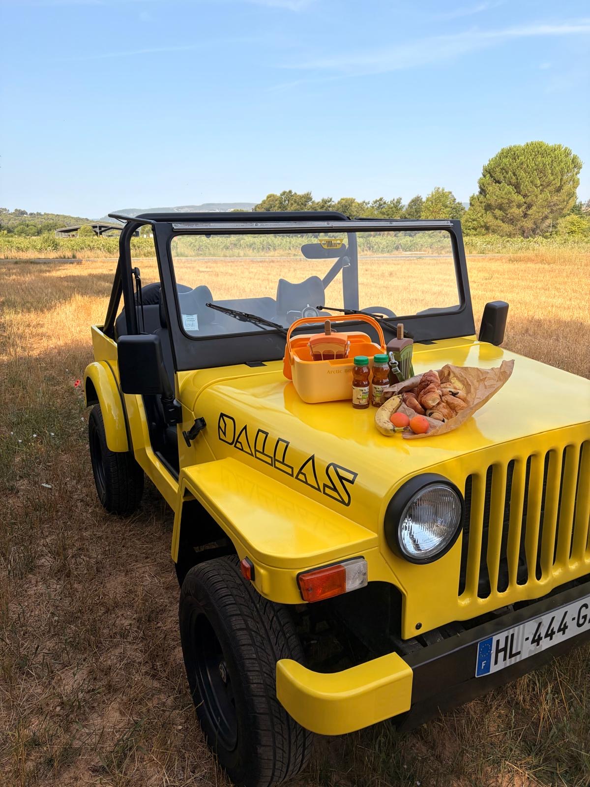 Road trip en Jeep décapotable sur la Côte d’Azur au départ de Saint-Raphaël